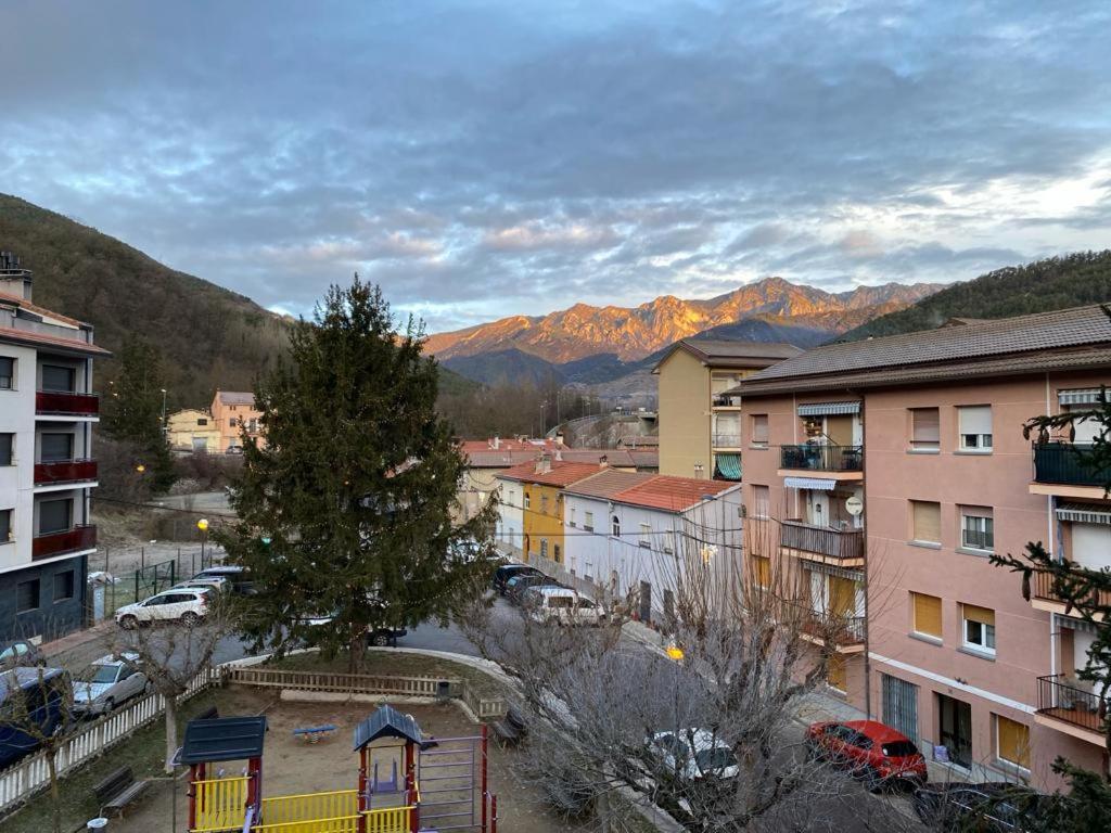 Apartamento Gold Cadi Гвардиола-де-Берга Экстерьер фото